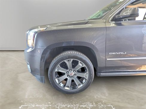 Used 2017 GMC Yukon Denali w/ Open Road Package image 14
