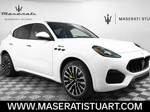 New 2025 Maserati Grecale Modena AWD/4WD image 1