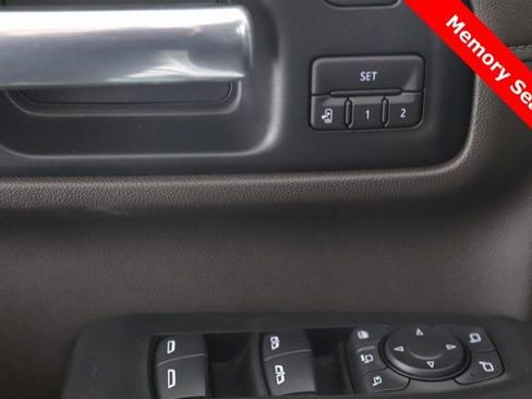 Used 2020 GMC Sierra 3500 Denali image 20