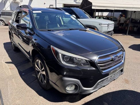 Used 2018 Subaru Outback 2.5i Limited w/ Popular Package #2 AWD/4WD image 5