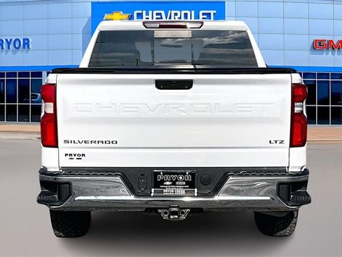 Used 2020 Chevrolet Silverado 1500 LTZ w/ LTZ Convenience Package image 6