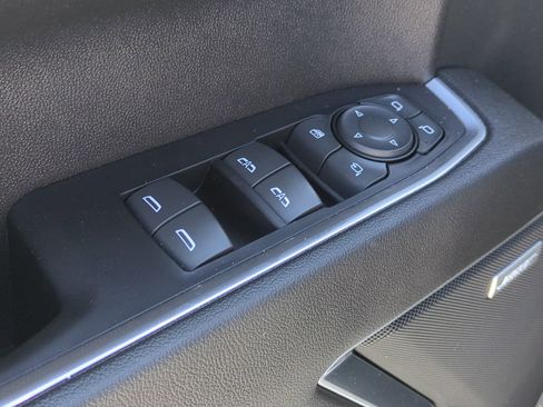 Used 2023 GMC Sierra 1500 SLT w/ SLT Convenience Package AWD/4WD image 15