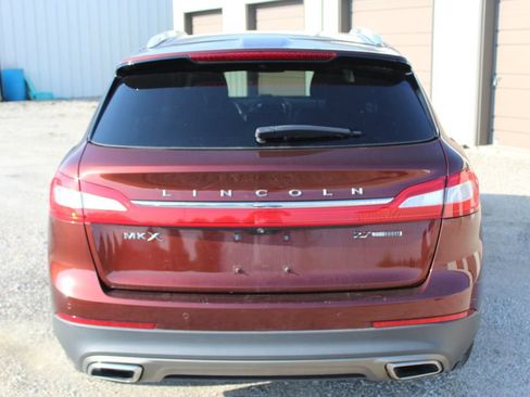 Used 2016 Lincoln MKX Premiere FWD image 5