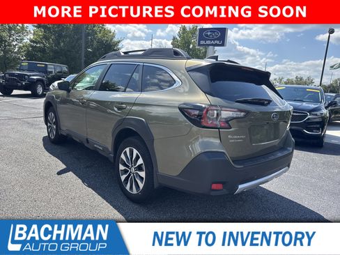 Used 2025 Subaru Outback Limited w/ Popular Package #2 AWD/4WD image 8