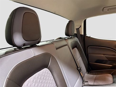 Used 2015 Chevrolet Colorado Z71 image 29