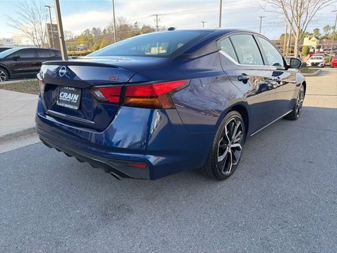 Used 2024 Nissan Altima 2.5 SR image 7