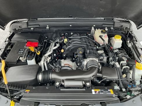 Used 2022 Jeep Gladiator Sport image 31