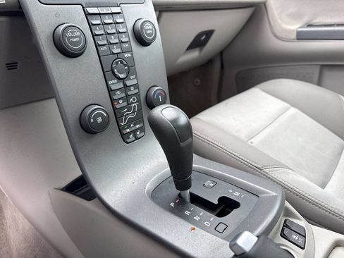 Used 2005 Volvo S40 2.4i image 22