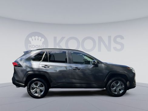 Used 2025 Toyota RAV4 XLE AWD/4WD image 8