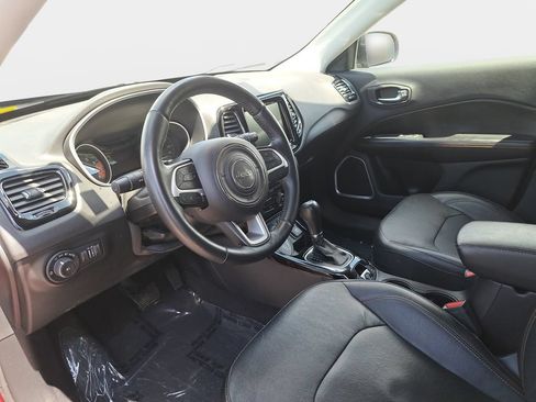 Used 2020 Jeep Compass Limited AWD/4WD image 16