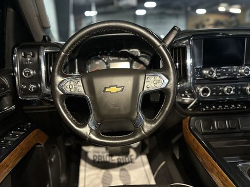 Used 2019 Chevrolet Silverado 2500 High Country w/ Duramax Plus Package image 37