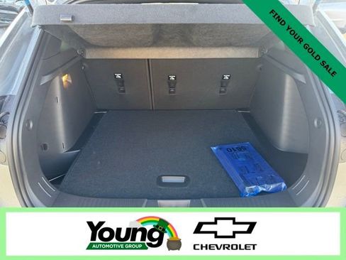 New 2026 Chevrolet Trax RS w/ Sunroof Package image 11