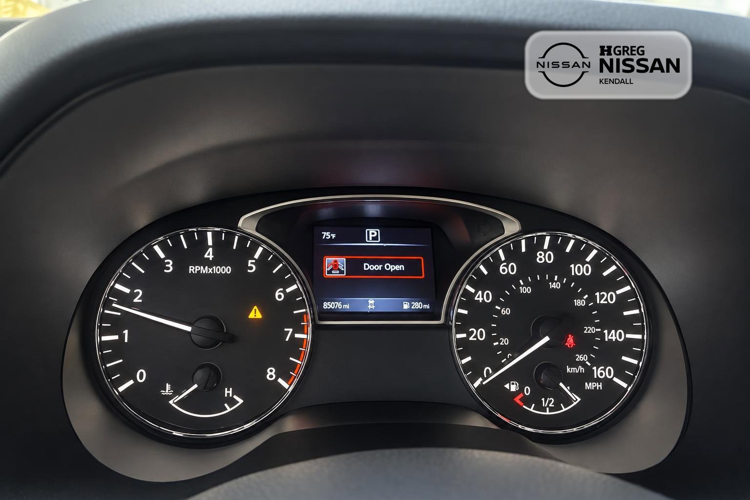 Used 2018 Nissan Pathfinder S FWD image 8