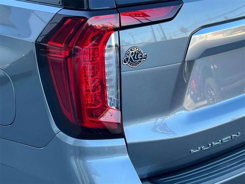 Used 2021 GMC Yukon Denali image 10