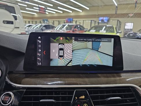 Used 2018 BMW 530e image 34