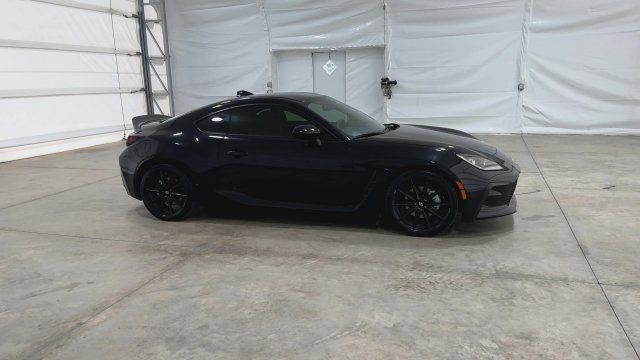 Used 2023 Toyota GR86 Premium RWD image 6