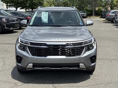 Used 2024 Kia Seltos EX FWD image 6