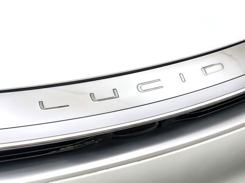 Used 2022 Lucid Air Dream Edition image 12