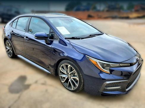 Used 2020 Toyota Corolla XSE FWD image 19
