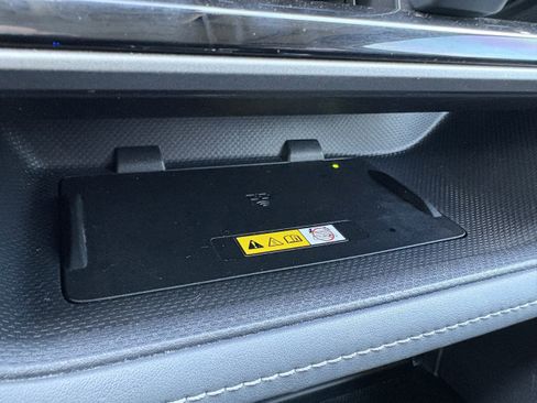 Used 2023 Toyota Highlander XLE image 35