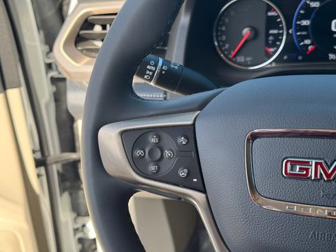 Used 2023 GMC Acadia Denali w/ Denali Ultimate Package image 22