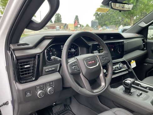 New 2026 GMC Sierra 1500 AT4 w/ AT4 Premium Package AWD/4WD image 10
