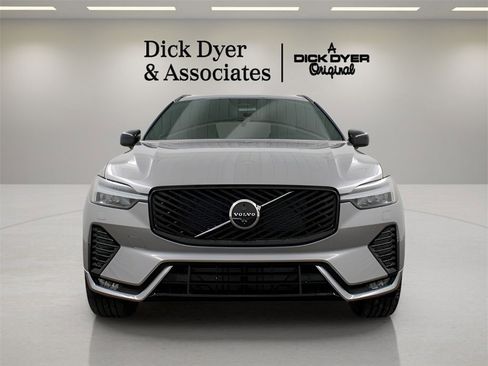 New 2026 Volvo XC60 B5 Plus w/ Protection Package Premier image 8