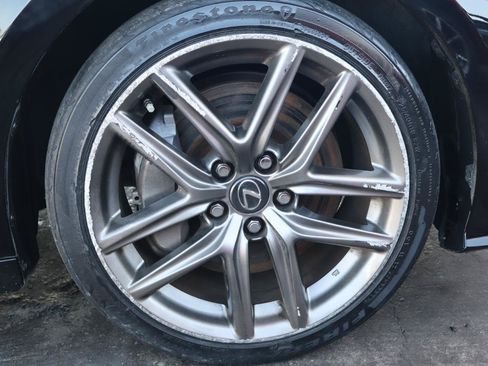 Used 2016 Lexus IS 200t w/ F Sport Package RWD image 30