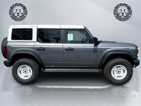 New 2026 Ford Bronco Heritage Edition image 4
