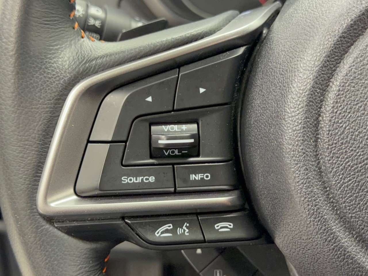 Used 2020 Subaru Crosstrek 2.0i Limited w/ Moonroof Package w/Navigation AWD/4WD image 18