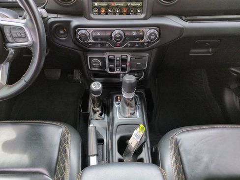 Used 2022 Jeep Wrangler Unlimited Sahara image 22