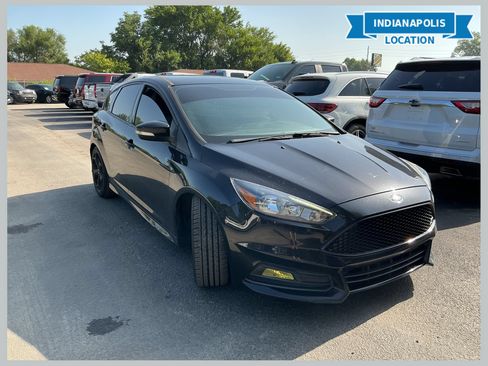 Used 2018 Ford Focus ST FWD image 1