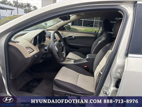 Used 2011 Chevrolet Malibu LT w/ Power Convenience Package image 10