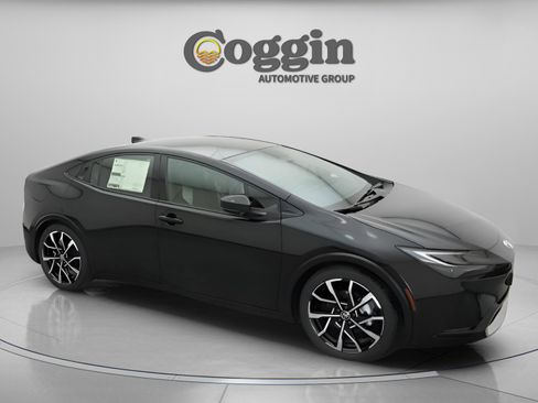 New 2026 Toyota Prius Plug-In Hybrid image 26