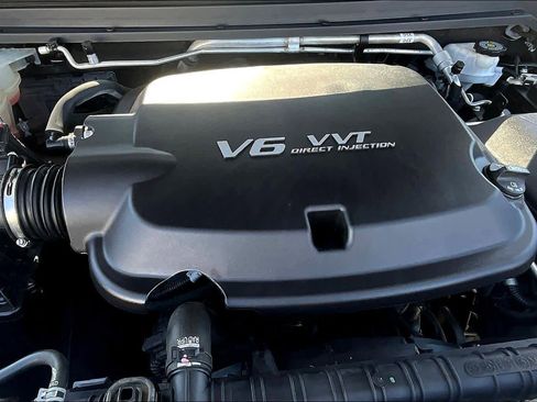 Used 2019 Chevrolet Colorado ZR2 w/ Colorado ZR2 Bison Edition image 30