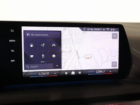 New 2026 BMW M235i xDrive w/ Technology Package image 8