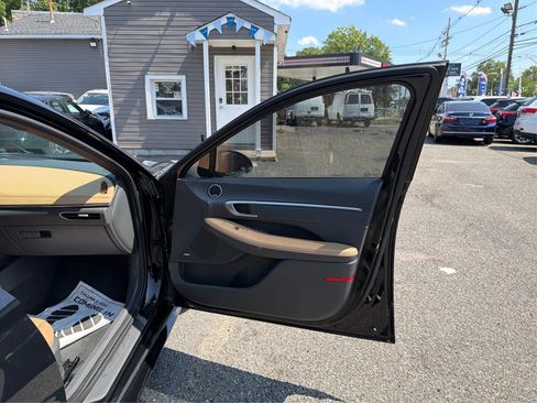 Used 2021 Hyundai Sonata Limited FWD image 30