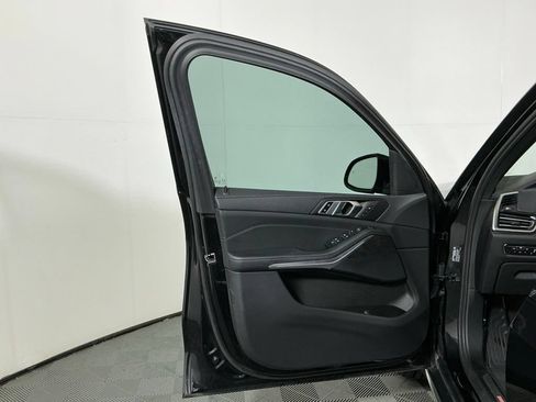 Certified 2023 BMW X5 xDrive40i w/ Premium Package AWD/4WD image 19