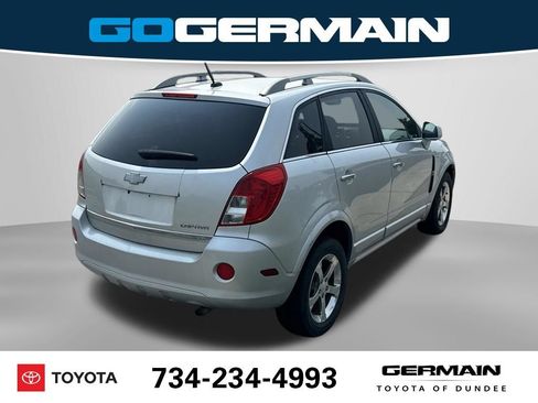 Used 2013 Chevrolet Captiva Sport LT FWD image 6