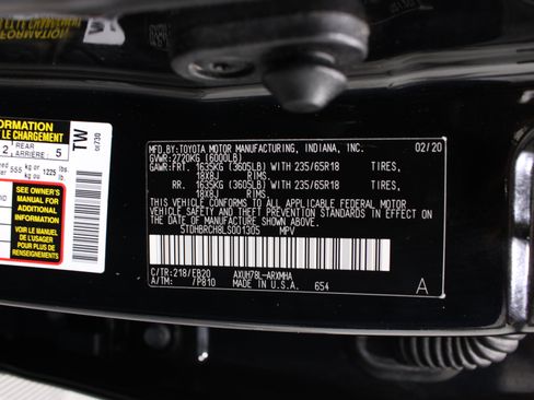 Used 2020 Toyota Highlander XLE AWD/4WD image 40