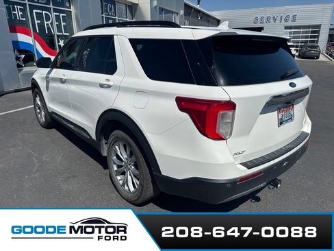 Used 2020 Ford Explorer XLT w/ Equipment Group 202A AWD/4WD image 7