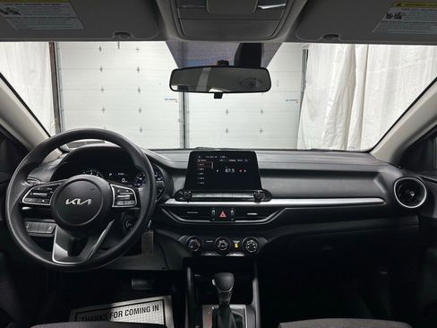 Used 2024 Kia Forte LXS image 35