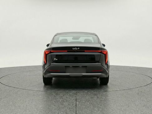 Used 2025 Kia K4 LXS image 7