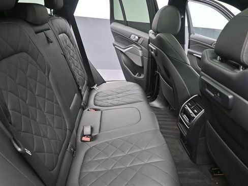 Used 2023 BMW X5 sDrive40i w/ M Sport Package image 25