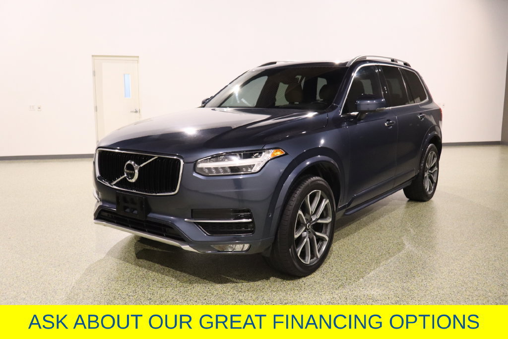 Used 2018 Volvo XC90 T5 Momentum w/ Convenience Package FWD image 5