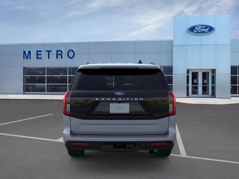 New 2026 Ford Expedition Active AWD/4WD image 6