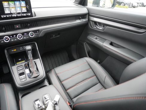 Used 2025 Honda CR-V Sport-L image 18