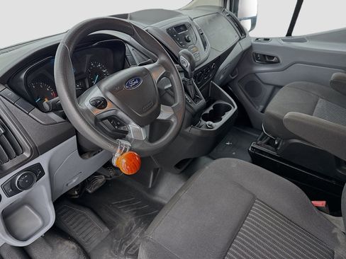 Used 2018 Ford Transit 250 130 Low Roof w/ Exterior Upgrade Package RWD image 7