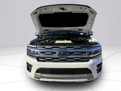 Used 2024 Ford Expedition Platinum image 66