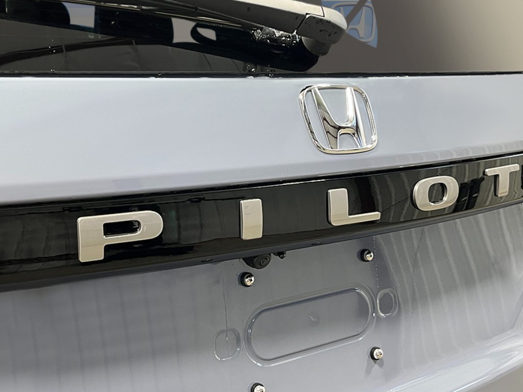 New 2026 Honda Pilot Elite image 7